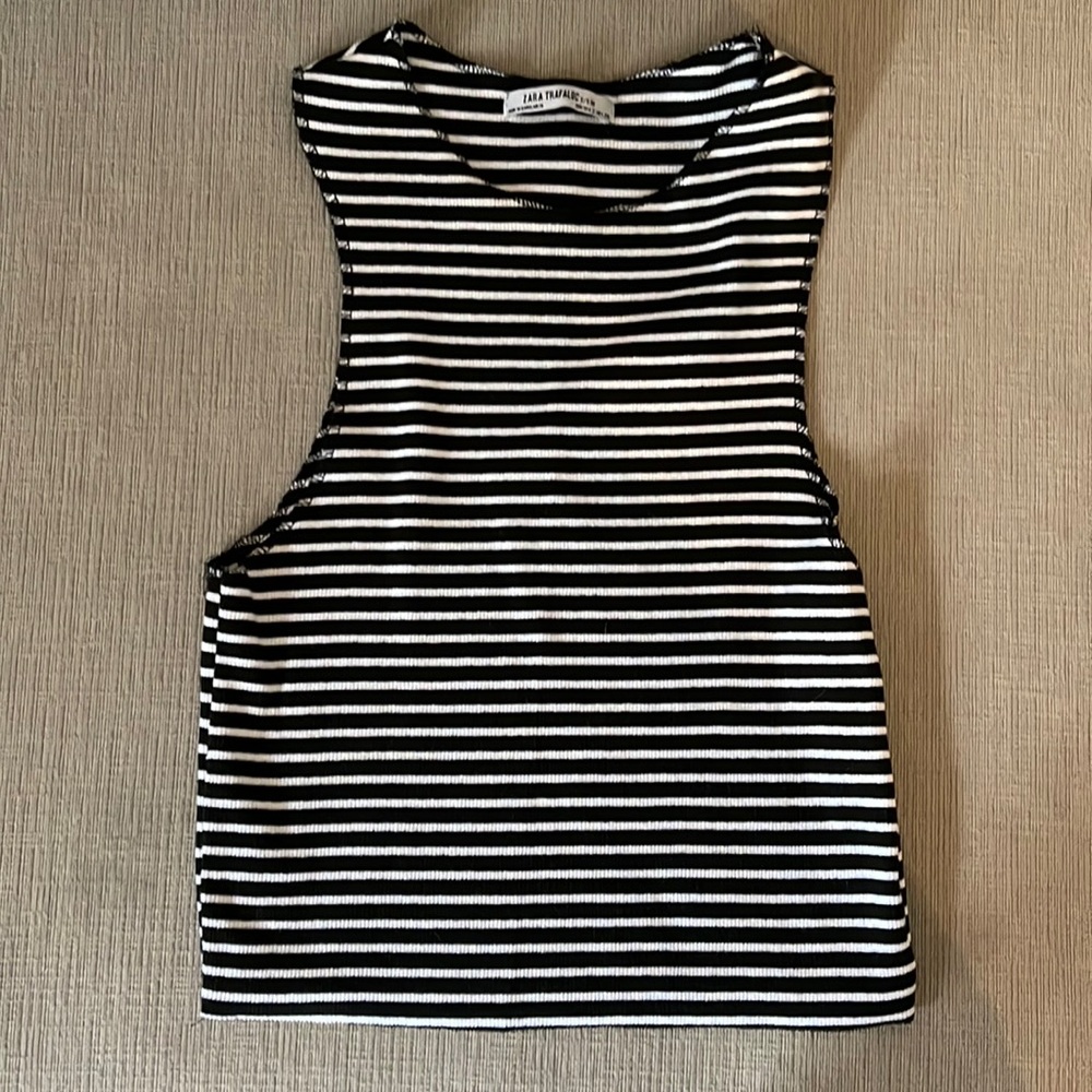 Cropped stripe top